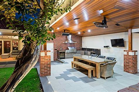 Custom Outdoor Living Services